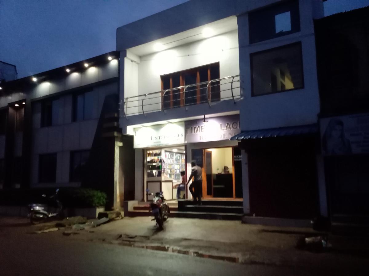 Hotel Time Palace Ooty Exterior photo